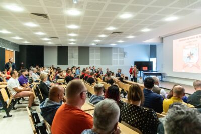 Agrandir l'image 8 sur 9, fenêtre modale