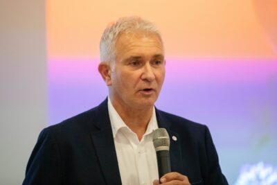 Agrandir l'image 7 sur 9, fenêtre modale